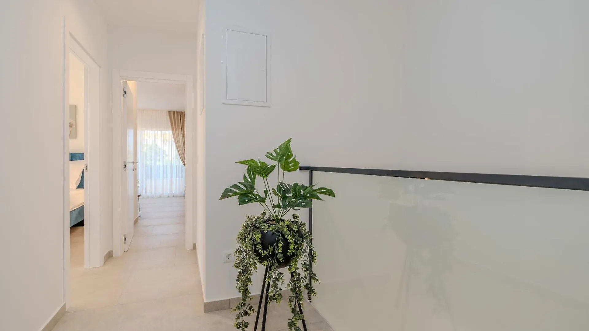 New Luxury Villa With Private Pool - By Ta Leut Agency Privlaka