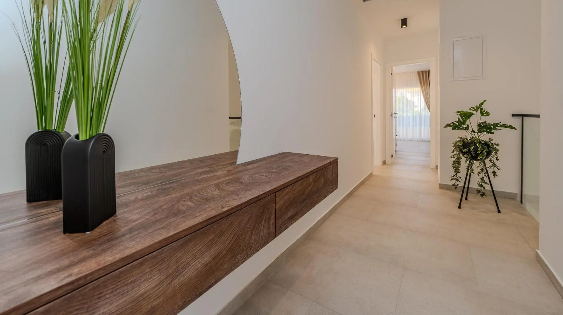 New Luxury Villa With Private Pool - By Ta Leut Agency Privlaka